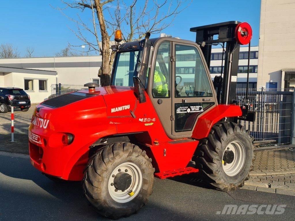 Manitou M50.4 험지용 트럭