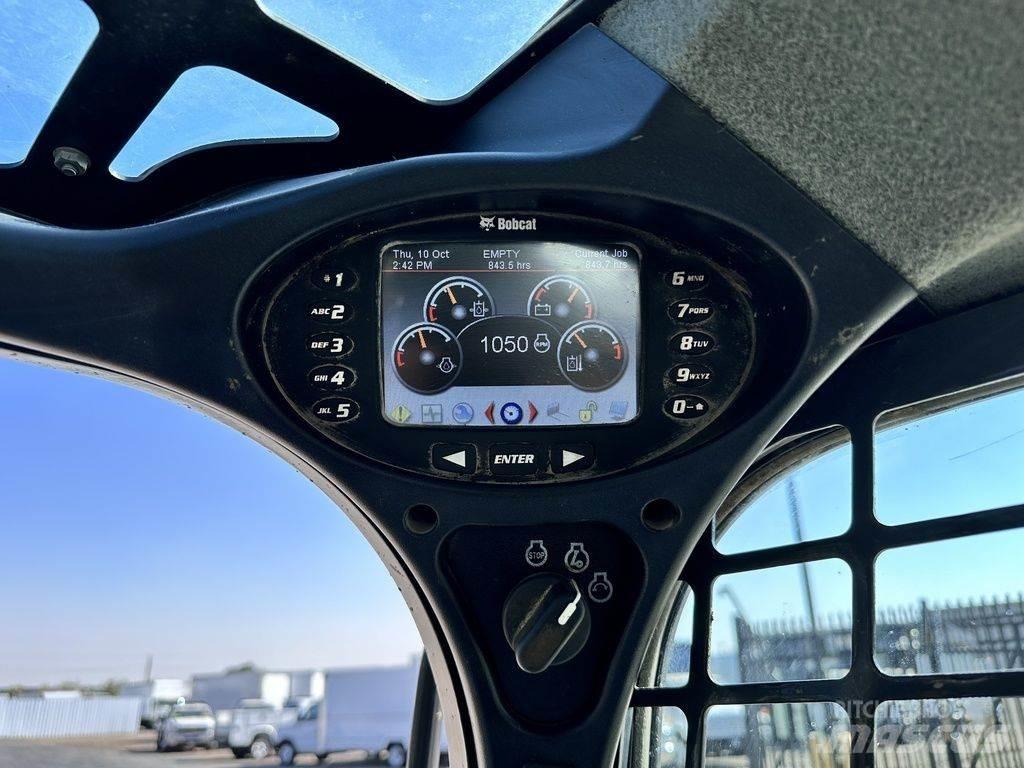 Bobcat S740  스키드로더
