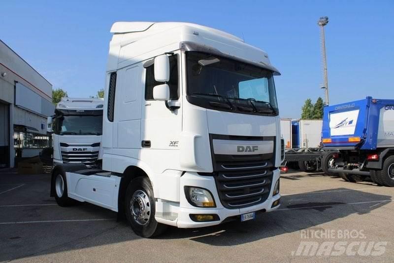 DAF XF 460 FT 15DT 트랙터 유닛