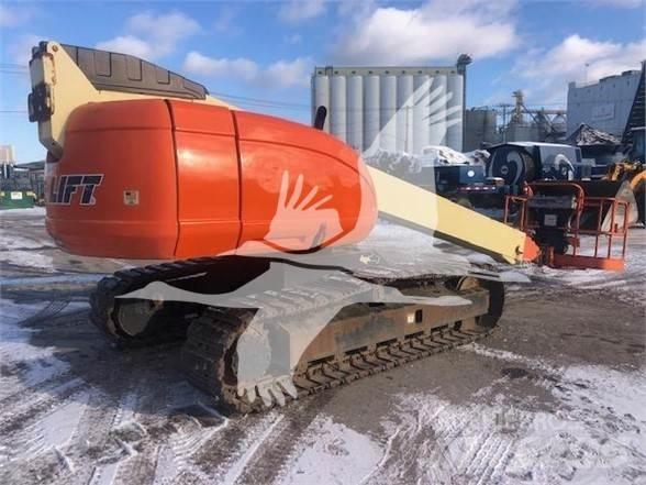 JLG 600SC 견인식 전동이동 리프트