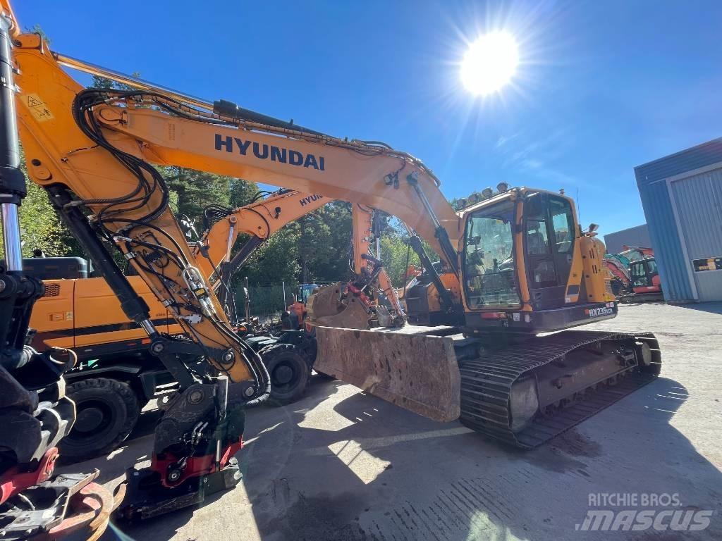 Hyundai HX235 대형 굴삭기 29톤 이상