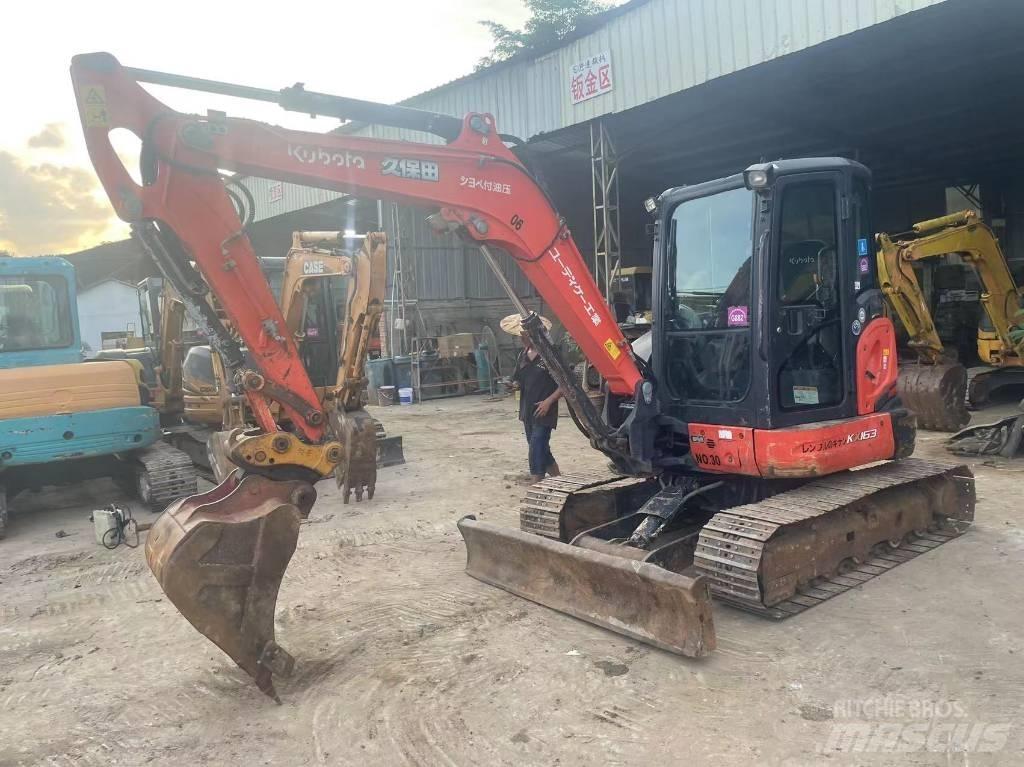 Kubota KX163 대형 굴삭기 29톤 이상