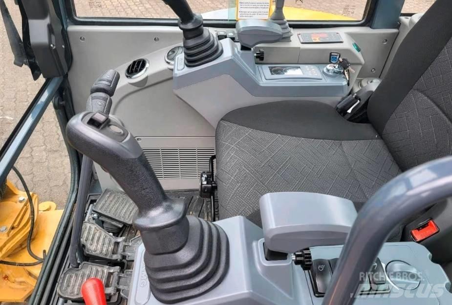 XCMG XE35E 소형 굴삭기 7톤 미만