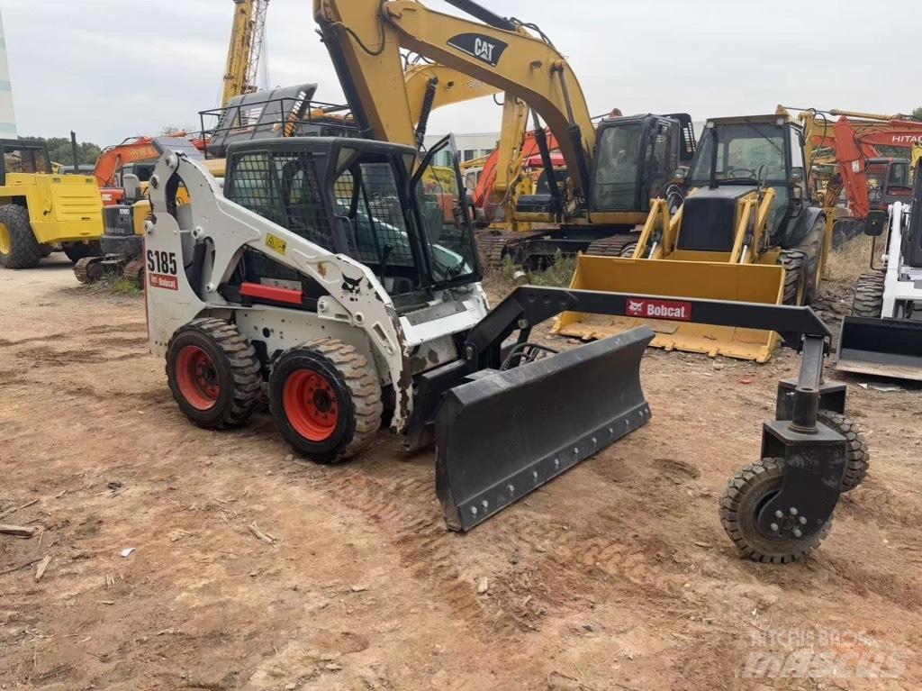Bobcat S 185  스키드로더