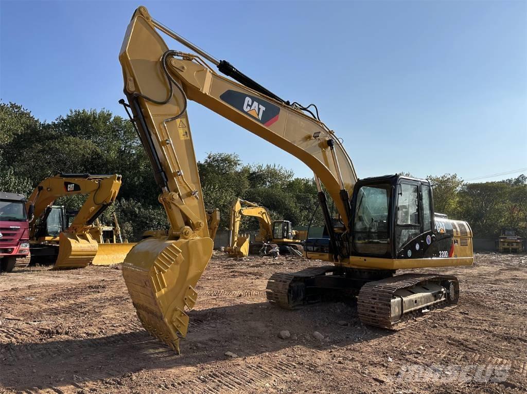 CAT 320 D 대형 굴삭기 29톤 이상