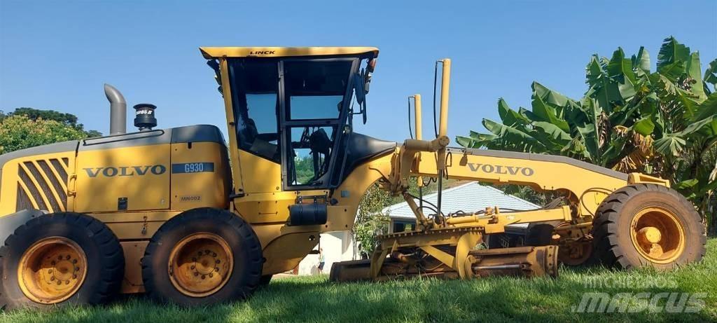 Volvo G 930 그레이더