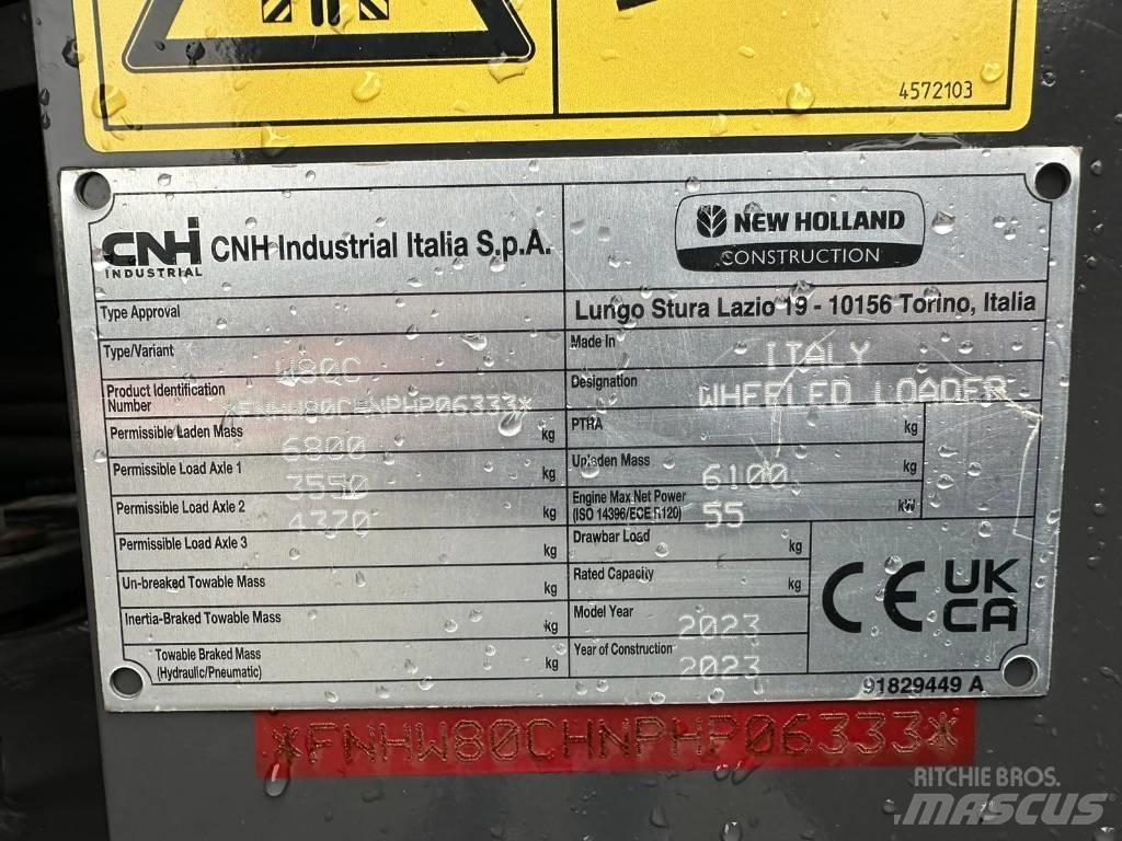 New Holland W 80 C 다목적 로더