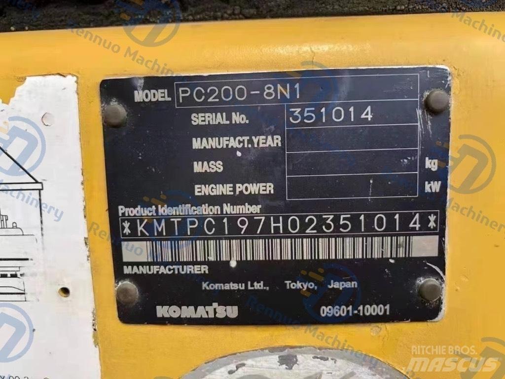 Komatsu PC 200-8N1 대형 굴삭기 29톤 이상