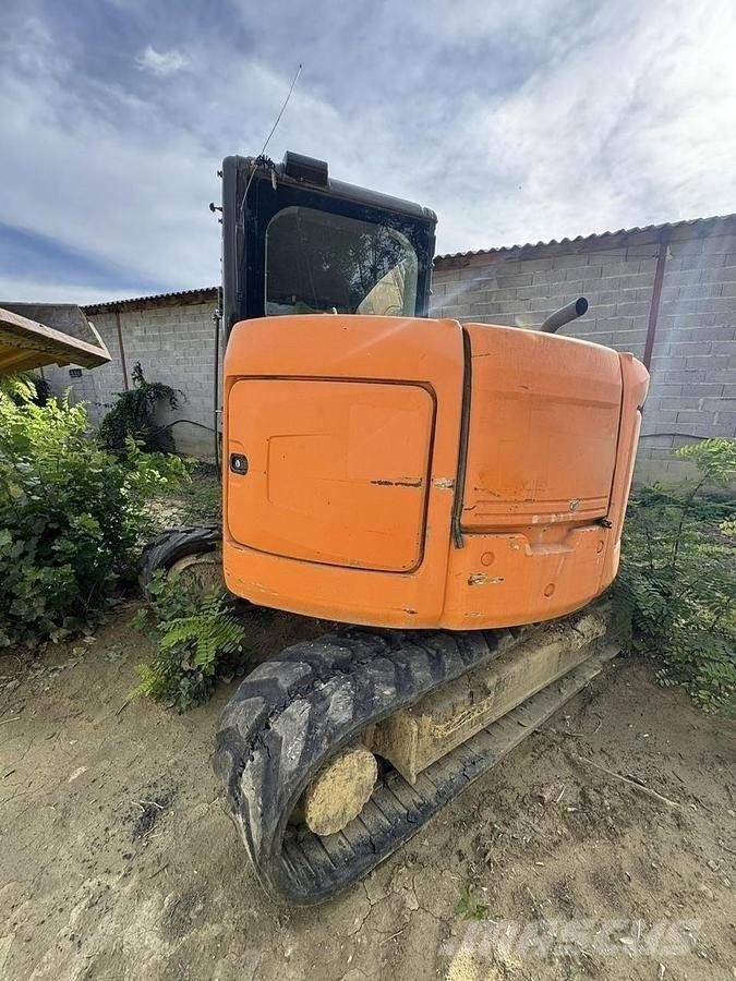 Kobelco SK75 특수 굴삭기