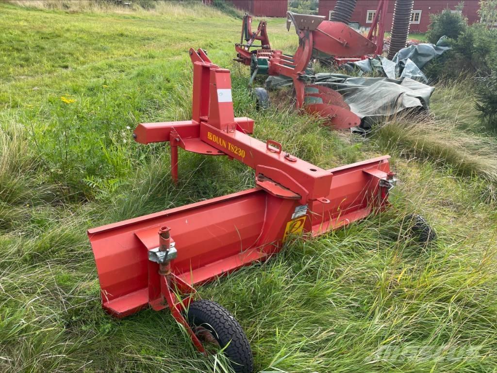 Duun TS 230 제설 블레이드 및 제설기