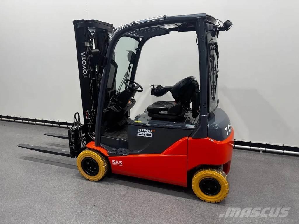 Toyota 8 FBM 20 T 전동 지게차