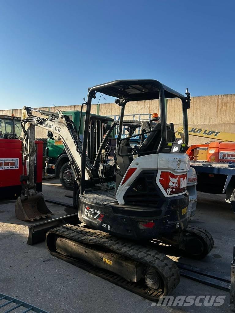 Bobcat E 27z 소형 굴삭기 7톤 미만