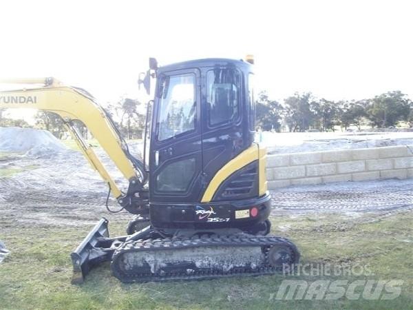 Hyundai R35Z-7 소형 굴삭기 7톤 미만