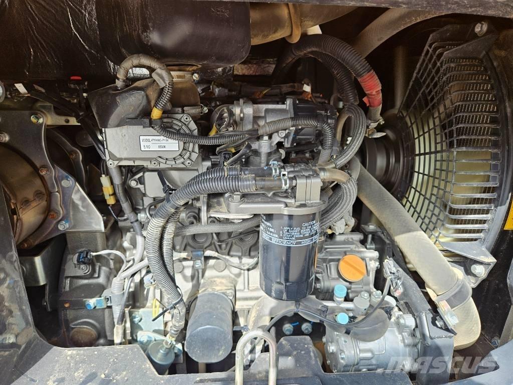 Hitachi ZX 55 U-5 소형 굴삭기 7톤 미만