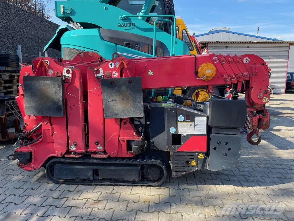 Unic B-345 트랙 크레인