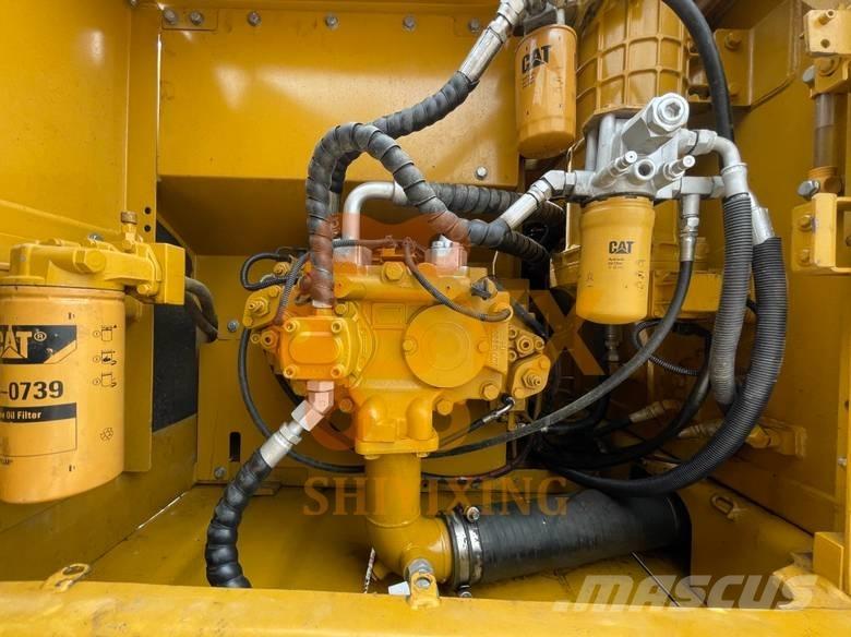 CAT 320 D GC 대형 굴삭기 29톤 이상