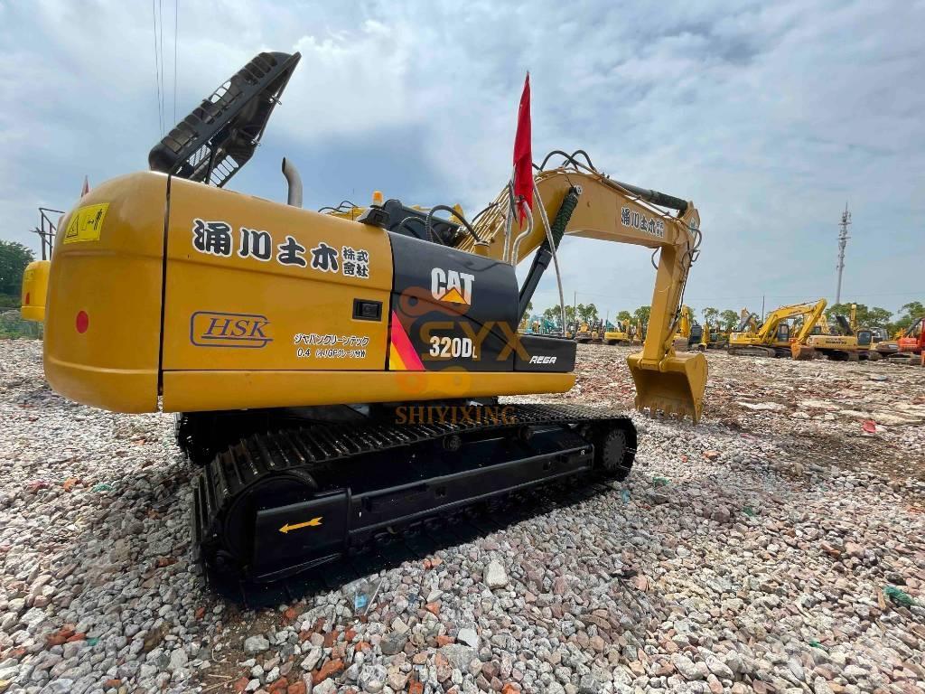 CAT 320 D GC 대형 굴삭기 29톤 이상