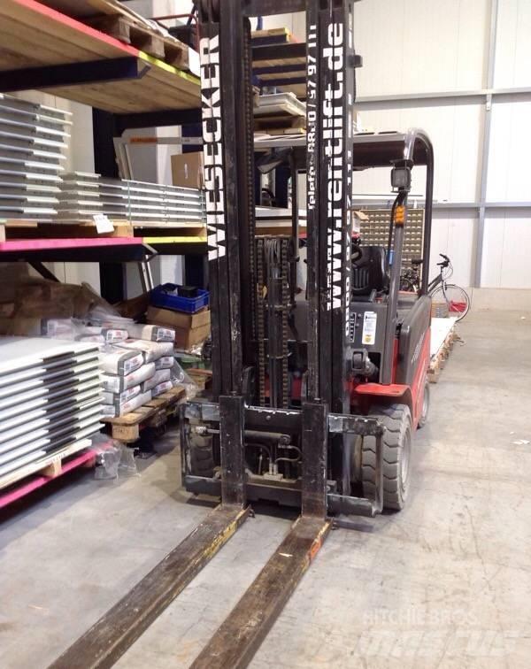 Manitou ME 430 AC 전동 지게차