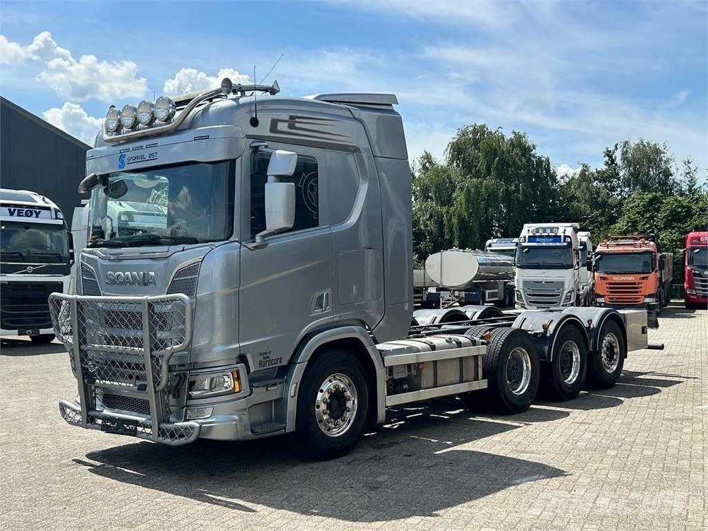 Scania R 650 8X4 새시 운전실 트럭