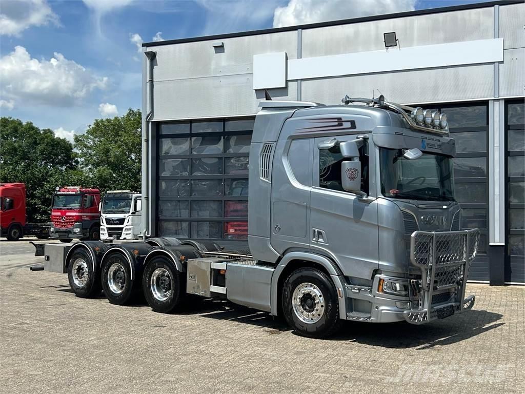 Scania R 650 8X4 새시 운전실 트럭