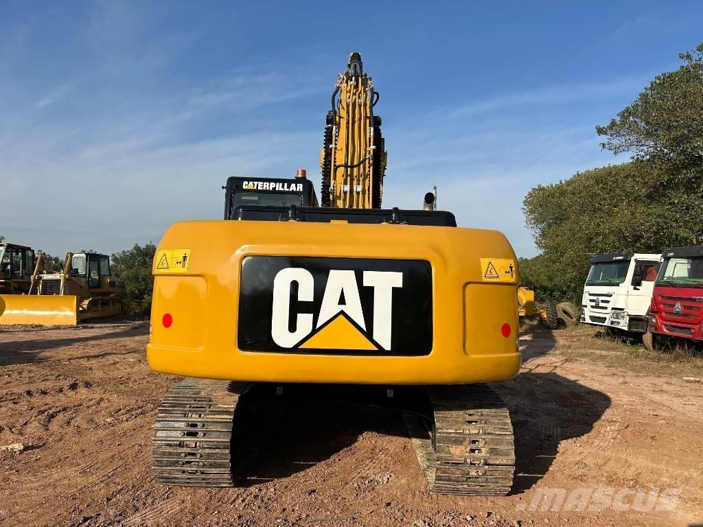 CAT 320 D L 대형 굴삭기 29톤 이상