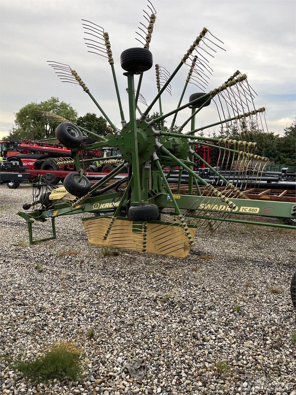 Krone Swadro TC 880 갈퀴 및 테더
