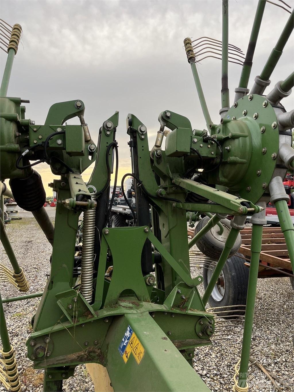 Krone Swadro TC 880 갈퀴 및 테더