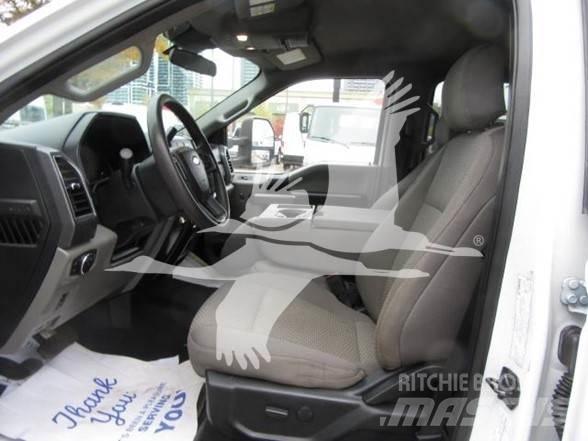 Ford F550 건설 장비 - 기타