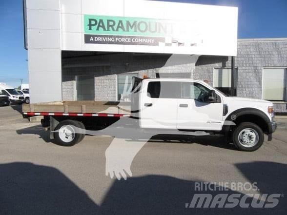 Ford F550 플랫베드/드롭사이드 트럭