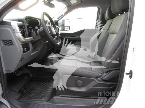 Ford F550 건설 장비 - 기타