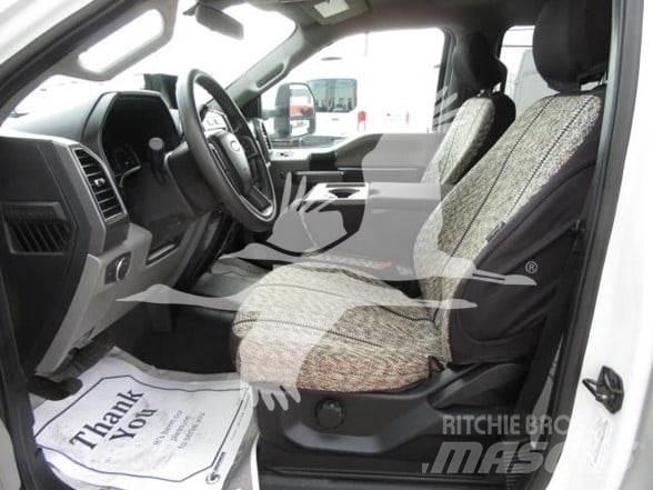 Ford F550 플랫베드/드롭사이드 트럭