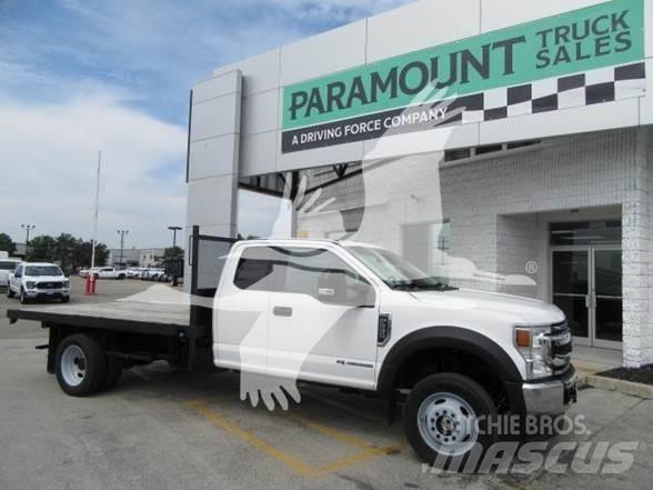 Ford F550 플랫베드/드롭사이드 트럭