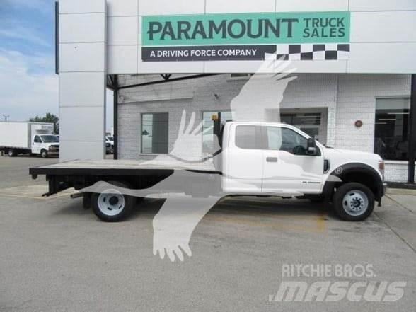 Ford F550 플랫베드/드롭사이드 트럭