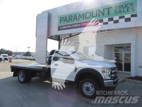 Ford F550 플랫베드/드롭사이드 트럭