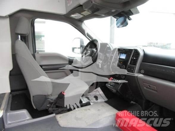 Ford F550 건설 장비 - 기타