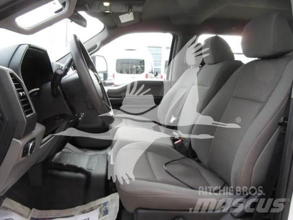 Ford F550 덤프 트럭