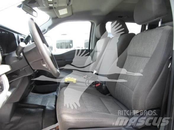 Ford F550 덤프 트럭