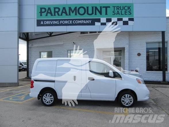 Nissan NV200 건설 장비 - 기타