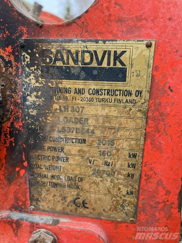 Sandvik LH 307 지하 광산용 로더