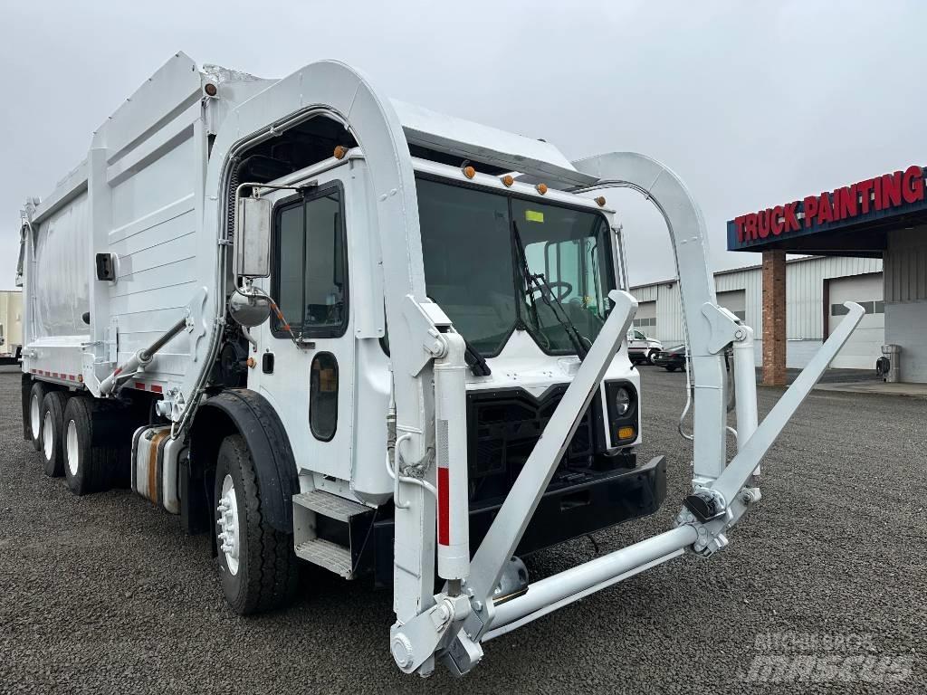 Mack MRU 폐기물 수거 트럭
