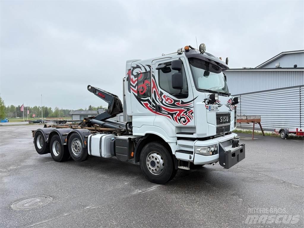 Sisu R500 E13M 8x4 훅 리프트 트럭