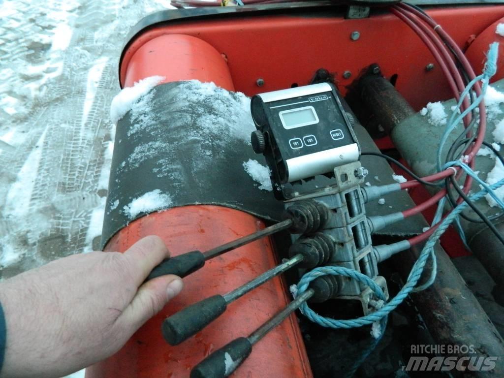 Carraro RF 89 건초 포장기