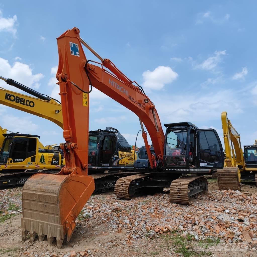 Hitachi ZX 200 대형 굴삭기 29톤 이상