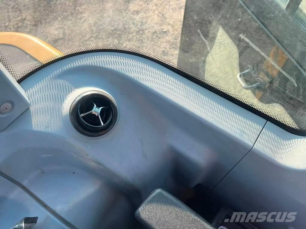 Sany SY 55 C 대형 굴삭기 29톤 이상