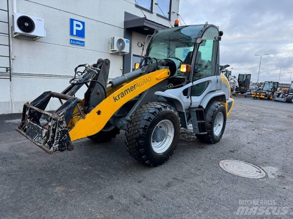 Kramer 680  휠로우더