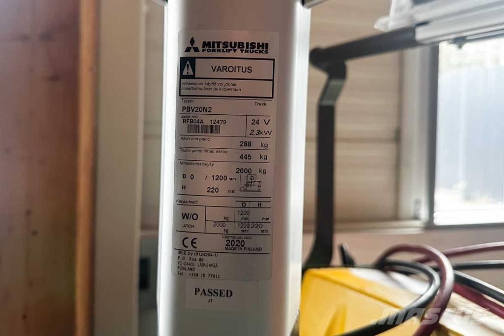 Mitsubishi PBV 20 N2 로우 리프터(승강대 포함)