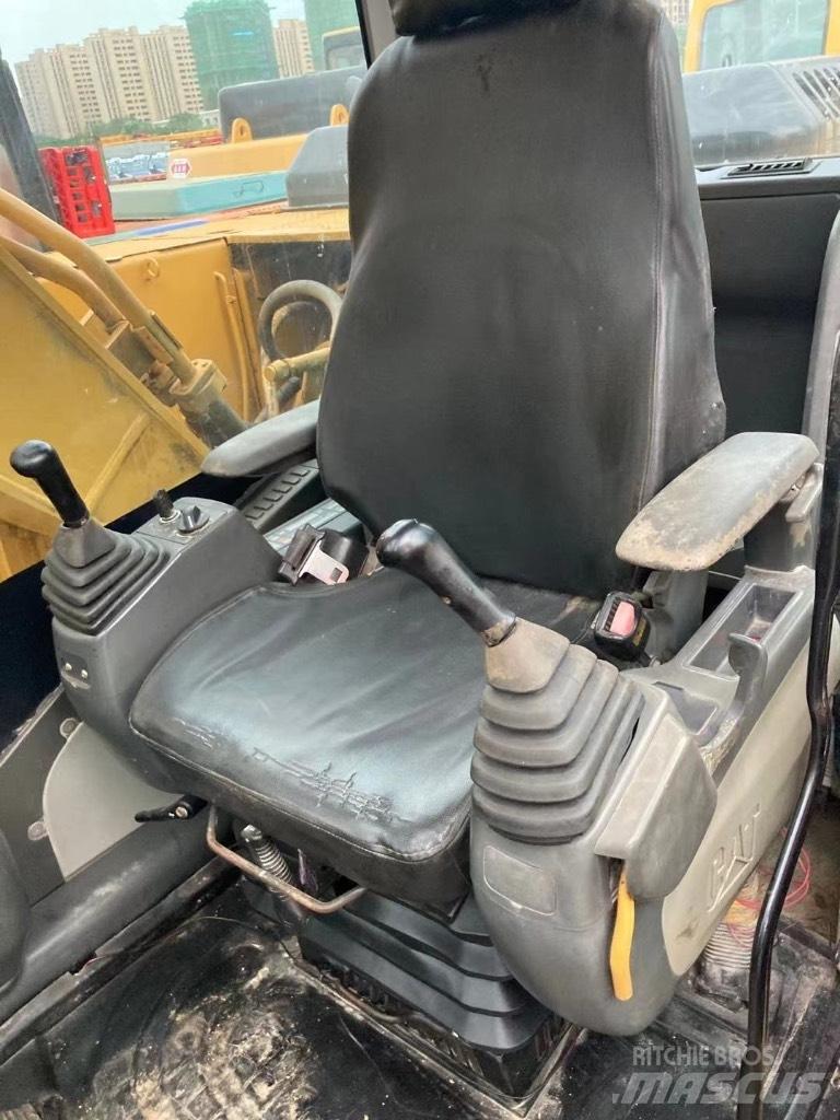 CAT 320 C 대형 굴삭기 29톤 이상