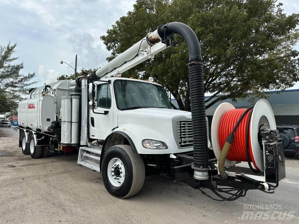 Freightliner M2 콤비/진공 트럭