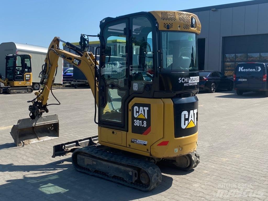 CAT 301.8 소형 굴삭기 7톤 미만