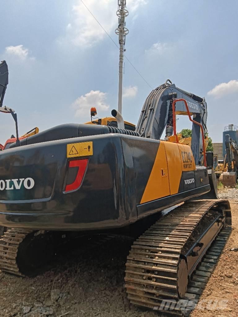 Volvo EC 240 대형 굴삭기 29톤 이상